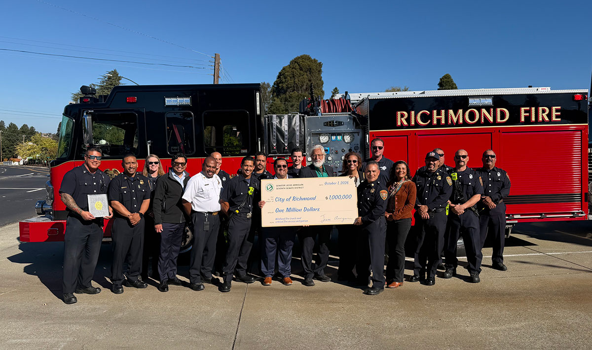 Senator Arreguín presents a check for a new firetruck and wildfire preparedness in Richmond